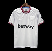 Afbeelding in Gallery-weergave laden, 23/24 West Ham uitshirt