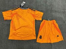 Load image into Gallery viewer, 24-25 Real Madrid Away Kids Kit