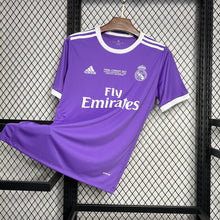 Load image into Gallery viewer, 2016/17 Real Madrid Away Retro