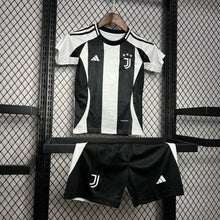 Load image into Gallery viewer, 24-25 Juventus Home Kids Kit