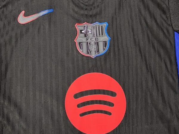 24-25 Fc Barcelona Away Kids Kit - Image 4