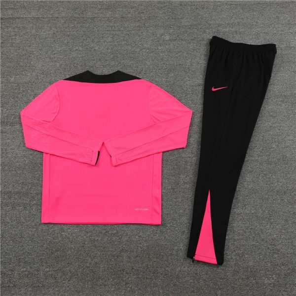 24 -25 Chelsea Half Zipper Tracksuit - Image 3