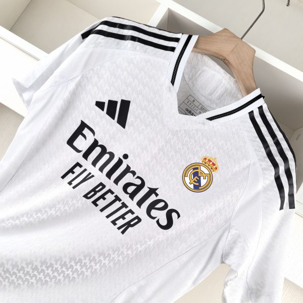 24-25 Real Madrid Home Player Version Jersey - Imagen 3