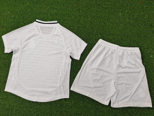 24-25 Real Madrid Home Kids Kit - Imagen 3
