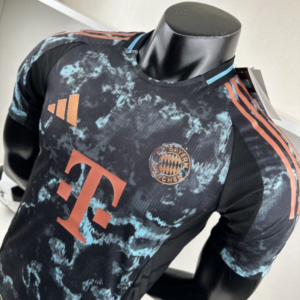 24-25 Bayern Munich Away Player Version Jersey - Imagen 2