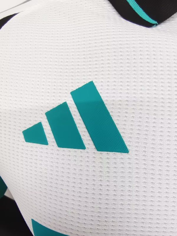 24-25 New Castle United Third Kit Player Version - Image 4