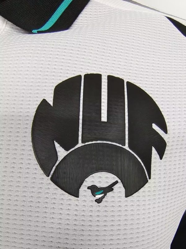 24-25 New Castle United Third Kit Player Version - Image 3