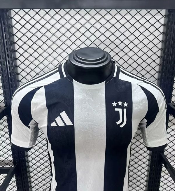 24-25 Juventus Home Kit Player Version - Imagen 2
