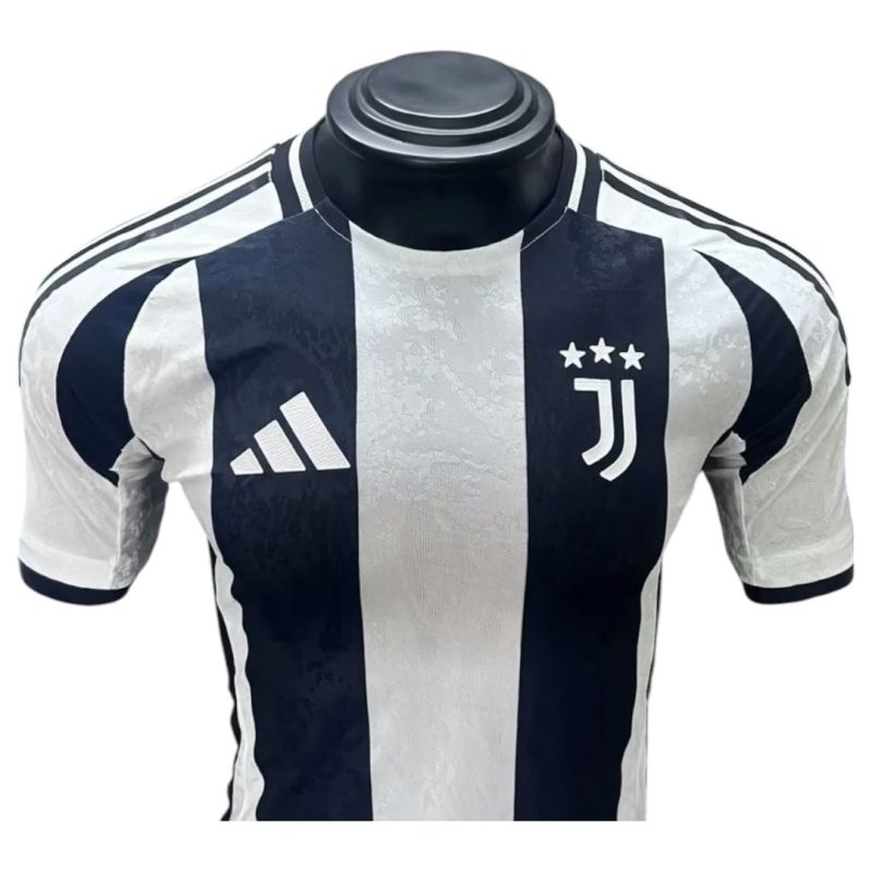 24-25 Juventus Home Kit Player Version