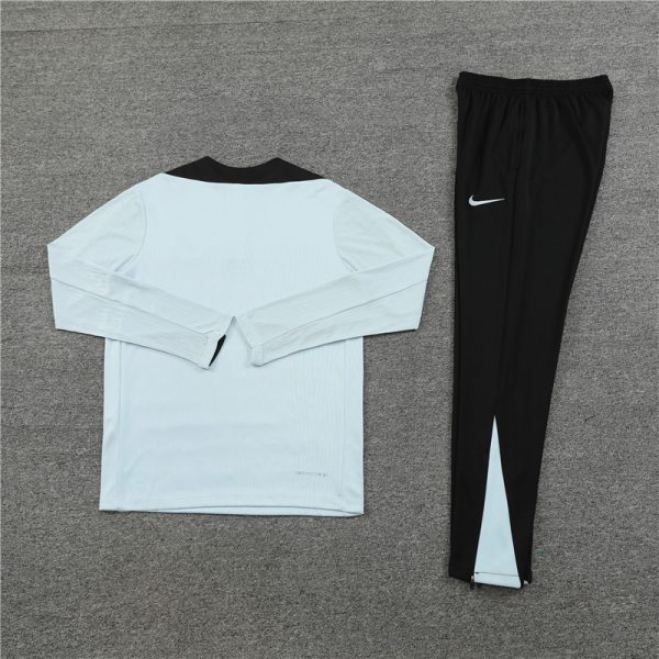 24 -25 Barcelona Half Zipper Tracksuit - Imagen 4
