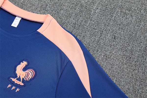 25/26 France Blue Training Set - Image 4