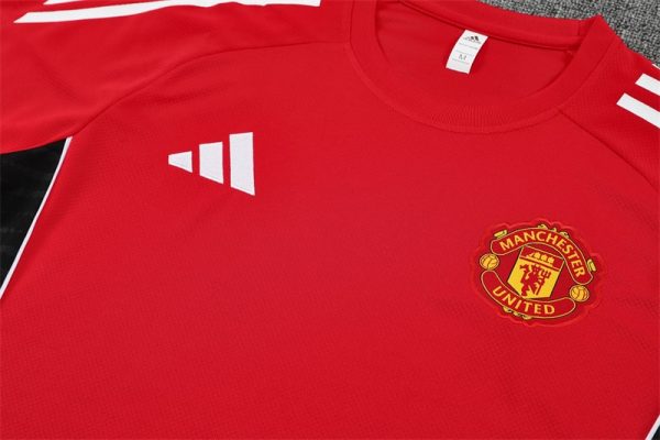 25/26 Manchester United Red Training Set - Image 3