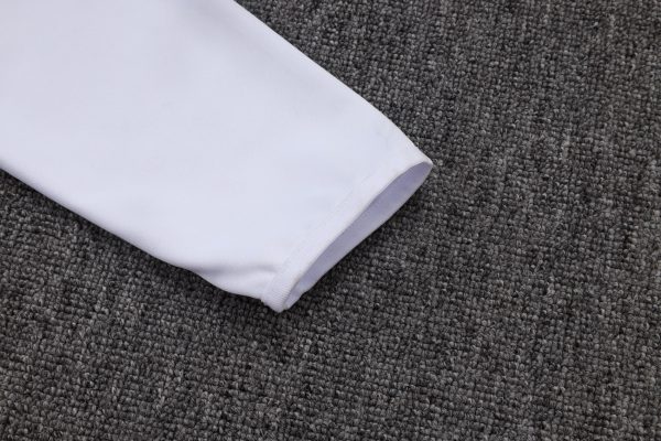 24/25 Juventus White Full Zipper Tracksuit - Image 6