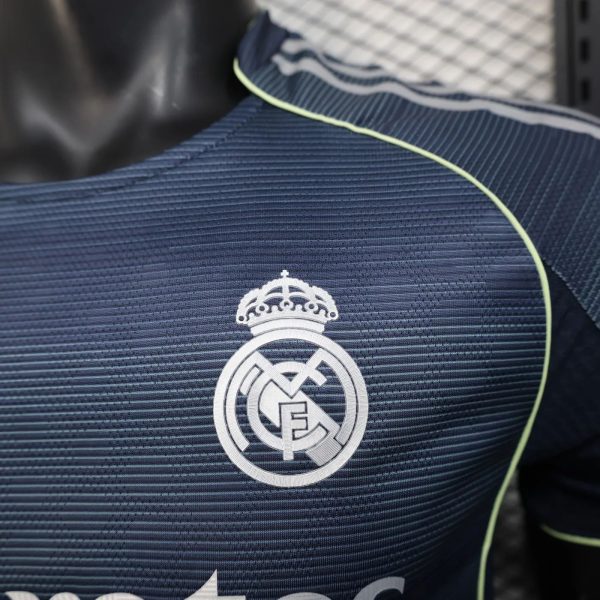 25/26 Real Madrid Away Kit Player Version - Image 4