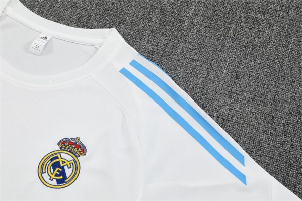 25/26 Real Madrid White Training Set - Image 5