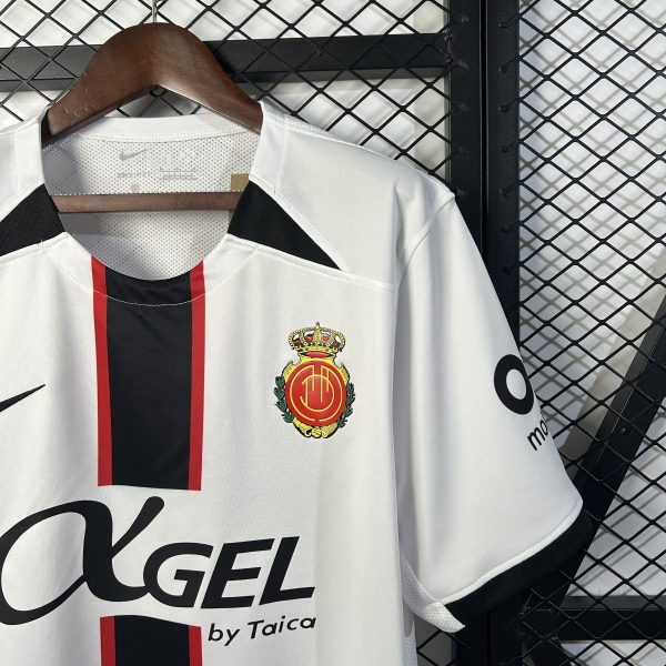 25/26 RCD Mallorca Away Fan Kit - Image 4