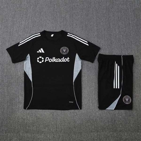 25/26 Inter Miami Black Training Set - Image 2