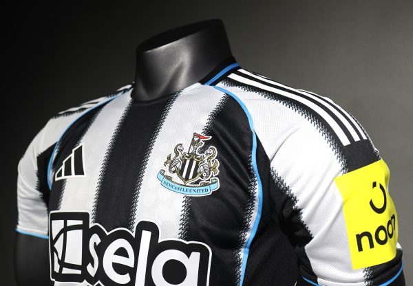 25/26 Newcastle United Home Kit Player Version (Copy) - Image 3