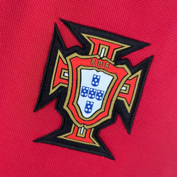 2006/2008 Portugal Home Retro Kit - Image 3