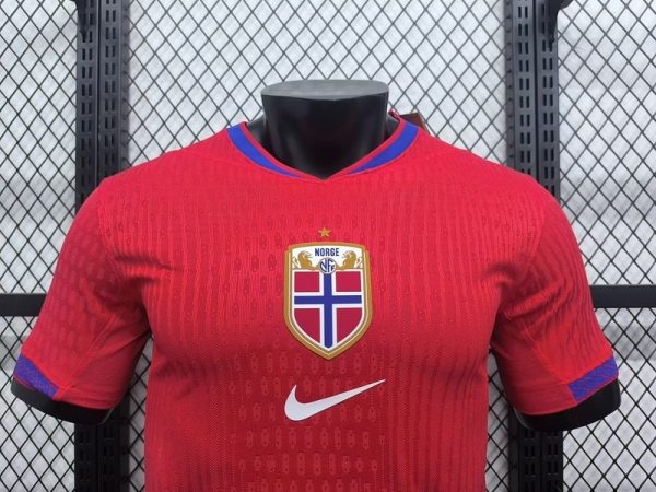 25/26 Norway Home Kit Player Version - Image 3