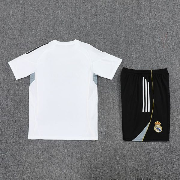 25/26 Real Madrid White Training Set - Image 5