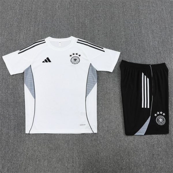 25/26 Germany White Training Set - Image 2