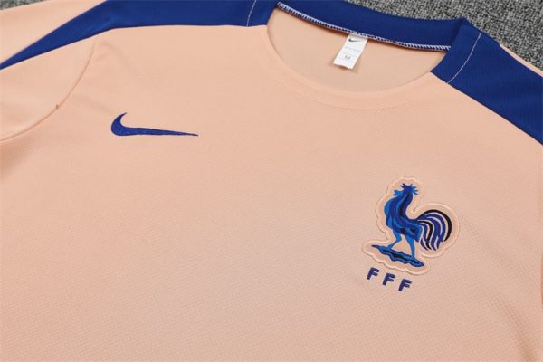 25/26 France Pink Training Set - Image 3