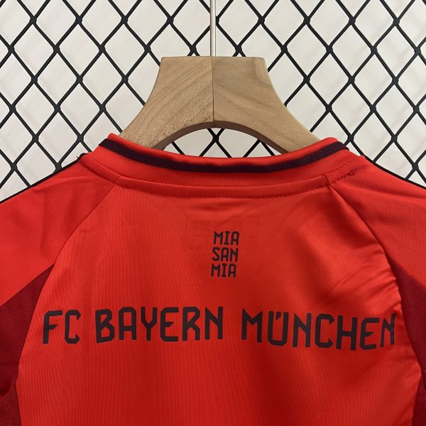 24/25 Bayern Munich Home Kids Kit - Image 3