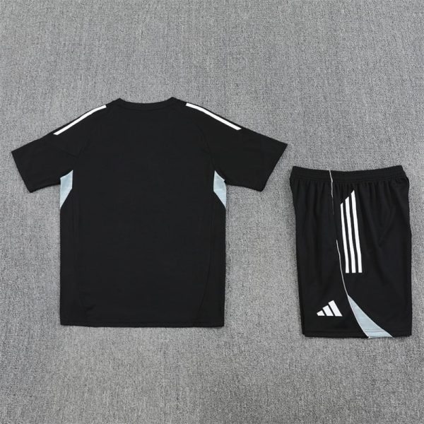 25/26 Germany Black Training Set - Image 4