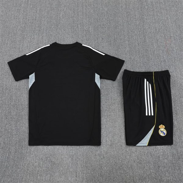 25/26 Real Madrid Black Training Set - Image 5