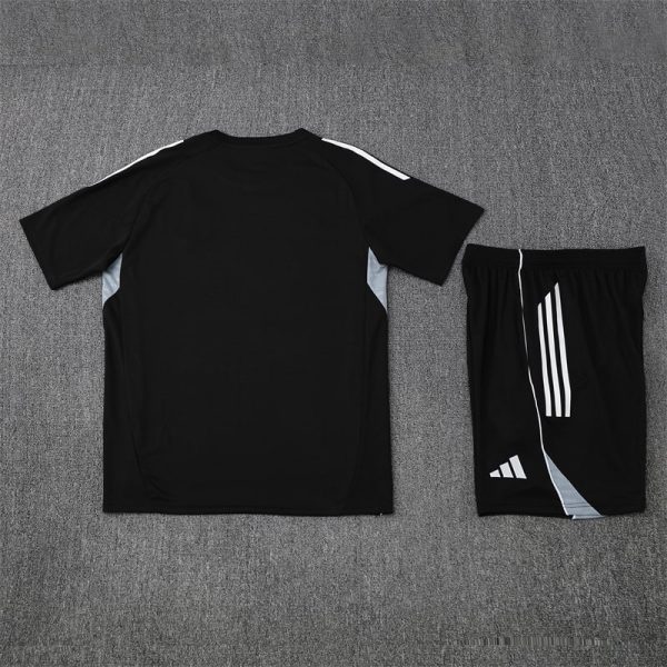 25/26 Inter Miami Black Training Set - Image 5