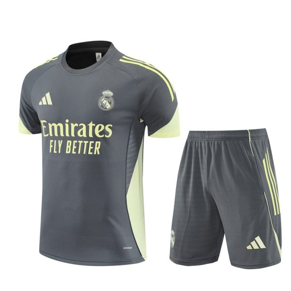 25/26 Real Madrid Khaki Training Set