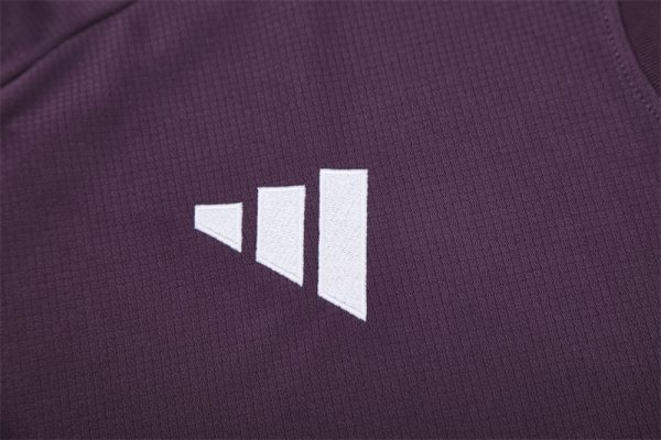 25/26 Manchester United Purple Training Set - Image 3