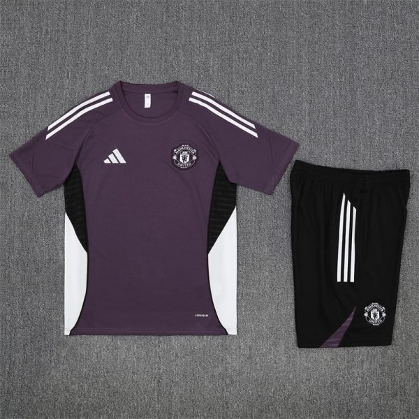 25/26 Manchester United Purple Training Set - Image 2