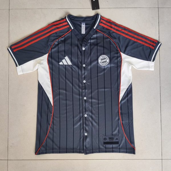 25/26 Bayern Munich US Pack Men's Shirt - Image 2