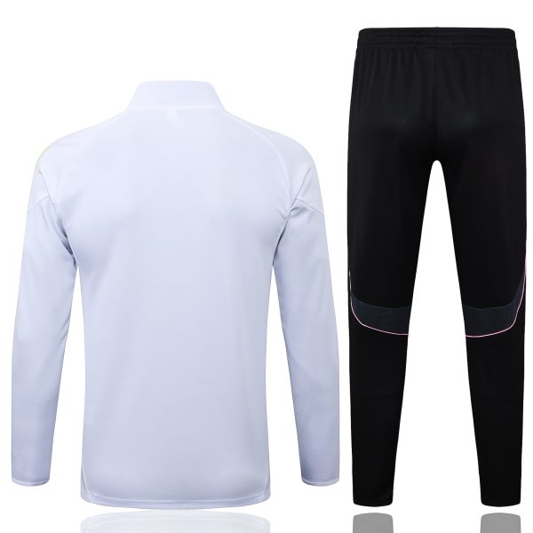 24/25 Juventus White Full Zipper Tracksuit - Image 7