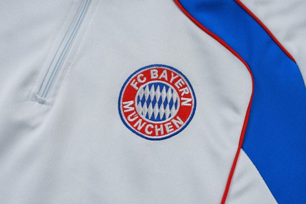 25/26 Bayern Munich Gray Half Zipper Tracksuit - Image 4