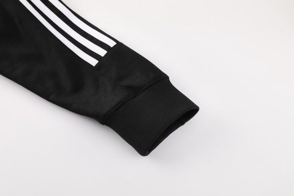 24/25 Manchester United Hoodie Tracksuit - Image 4