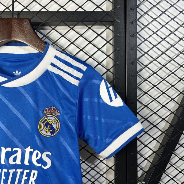 25/26 Real Madrid Third Away Kids Kit - Image 4