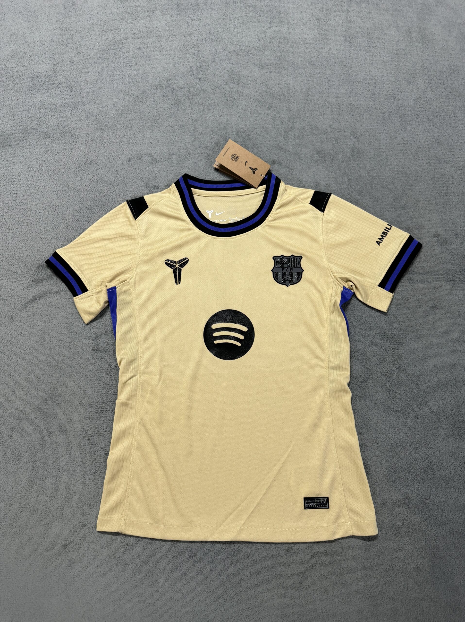 25/26 Fc Barcelona Women’s Away Fan Kit - Image 2