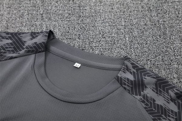25/26 Feyenoord Dark Gray Training Set - Image 3