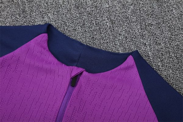 25/26 Fc Barcelona Pink Half Zipper Tracksuit - Image 3