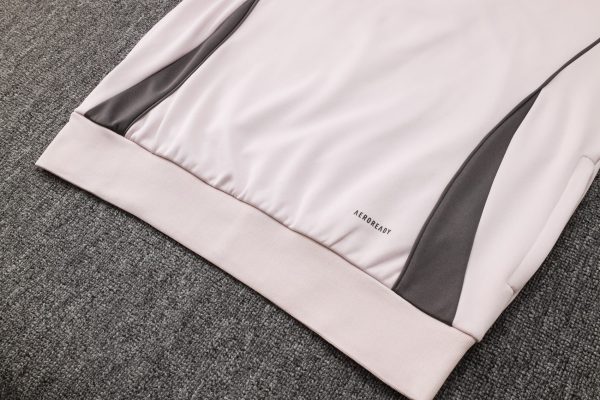 25/26 Real Madrid Half Zip Hoodie - Image 6
