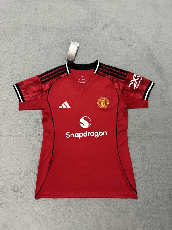 25/26 Manchester United Home Women’s Away Fan Kit - Image 2