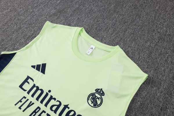 25/26 Real Madrid Light Green Sleeveless Training Set - Image 3
