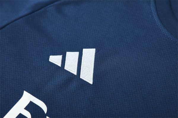 25/26 Arsenal Royal Blue Training Set - Image 5