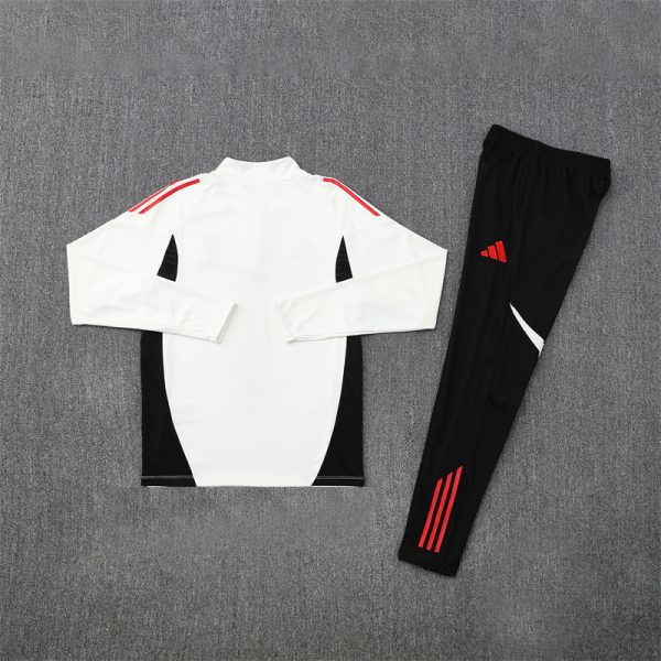 25/26 LVP Off-White Half Zipper Tracksuit - Image 7