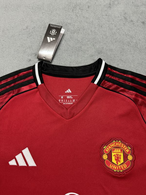 25/26 Manchester United Home Women’s Away Fan Kit - Image 3