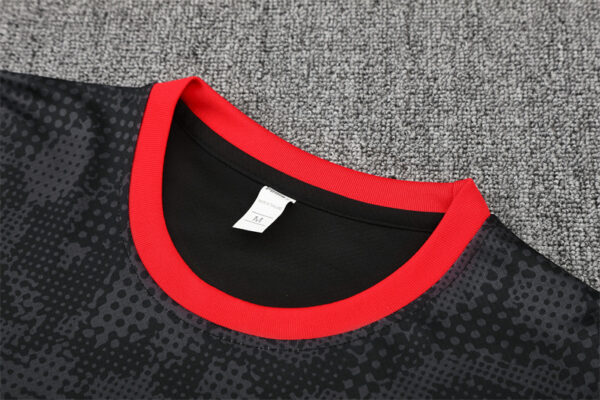 25/26 AC Milan Black Training Set - Image 3