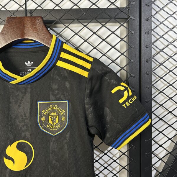 25/26 Mnachester United Away Kids Kit - Image 3